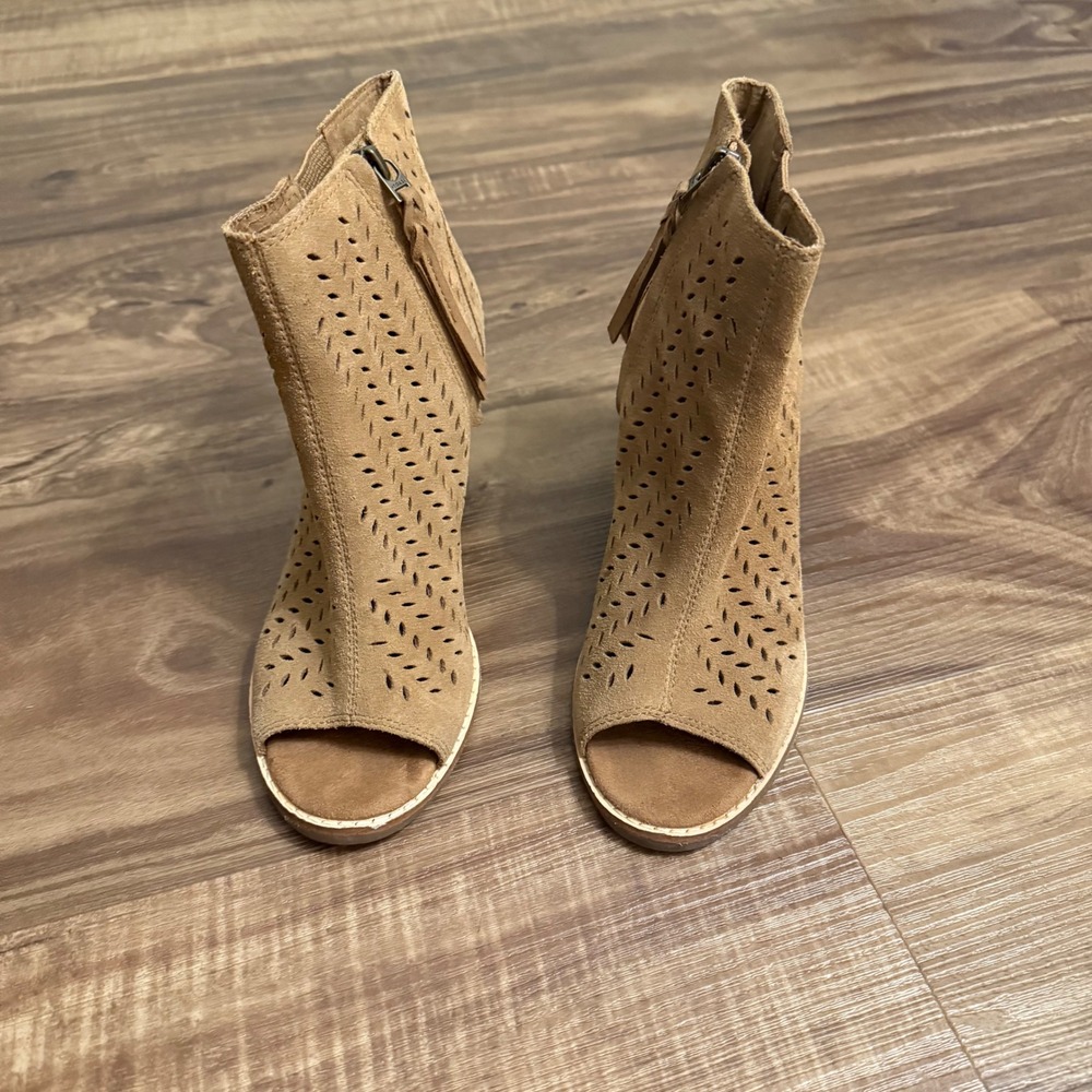 Toms Majorca Peep Toe Booties Suede‎ Leather Ankle Boots Heeled Tan Sz 6.5 - Picture 5 of 8